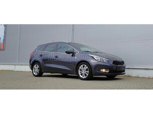 KIA CEE'D SW 1.6 CRDI LX ALUFELNI/RADAR/ÜLFŰT/2xDIGITKLIMA/TEMPOMAT/RADAR+KAMERA/NAVI