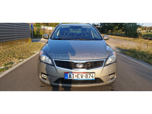 KIA CEE'D SW 1.6 CRDi LX Exclusive