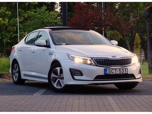 KIA OPTIMA 2.0 CVVT HEV (Automata) Premium / Facelift / 2015-ös modell / panoráma. 4x ülésfűtés/hűtés. tolatókamera