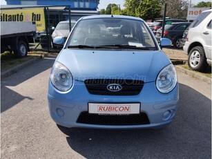 KIA PICANTO 1.0 LX Family 97.000 km téli- nyári kerék garnitúra. 2 db kulcs. szervízkönyv