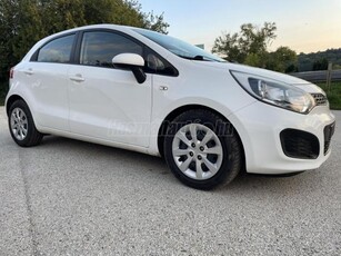 KIA RIO 1.2 CVVT EX Limited Téli-Nyári garnitura