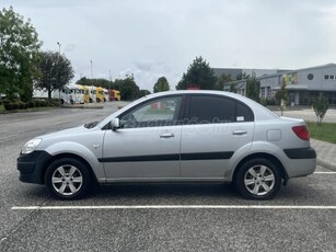 KIA RIO 1.5 CRDi EX