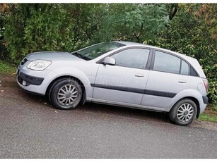 KIA RIO 1.5 Safety