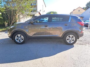 KIA SPORTAGE 1.6 GDI EX Prémium NAVI//KAMERA//SZ.KÖNYV