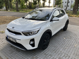 KIA STONIC 1.25 MPI Silver