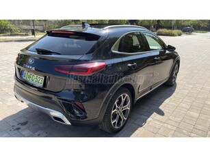 KIA XCEED 1.6 GDI PHEV X-Gold DCT /Napfénytető/Ülésfűtés/Gyári garancia/Gyári fényezés