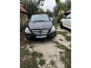 MERCEDES-BENZ B 180 Autotronic