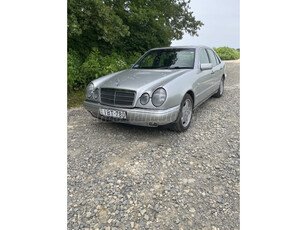 MERCEDES-BENZ E 250 D Elegance