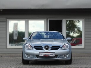 MERCEDES-BENZ SLK 200 Kompressor 1.TULAJ-111eKM-ROZSDAMENTES-FRISSEN'SZERVIZELT