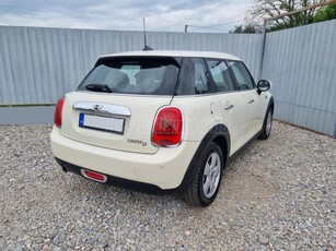 MINI COOPER 1.5 D ÜLÉSFŰTÉS! TEMPOMAT! NAVIGÁCIÓ!