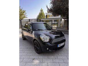 MINI COUNTRYMAN Cooper2.0 D ALL4 (Automata)