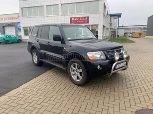 MITSUBISHI PAJERO Wagon 3.2 DI Dakar (Automata) MAGYARORSZÁGI!