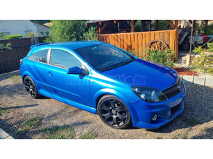 OPEL ASTRA H 2.0 T GTC OPC