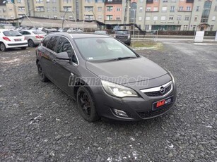 OPEL ASTRA J 1.6 Enjoy