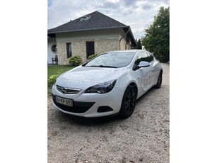 OPEL ASTRA J GTC 1.4 T Start-Stop Sport