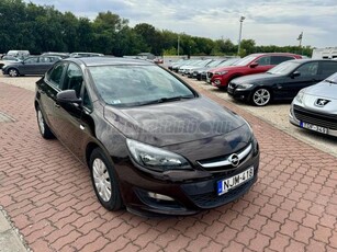 OPEL ASTRA J Sedan 1.6 Enjoy Magyar!1.tulaj!