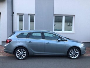 OPEL ASTRA J Sports Tourer 1.4 T Cosmo