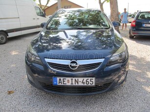 OPEL ASTRA J Sports Tourer 2.0 CDTI Sport (Automata)