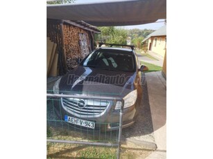 OPEL INSIGNIA Sports Tourer 1.8 Sport