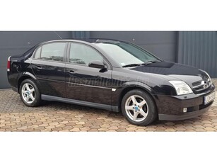 OPEL VECTRA C 1.9 CDTI Design KIMAGASLÓ ÁLLAPOT.VÉGIG VEZETETT SZKÖNYV.ÚJ VEZÉRLÉS.ÚJ TURBÓ.2XDIGKLÍMA.XENON.T