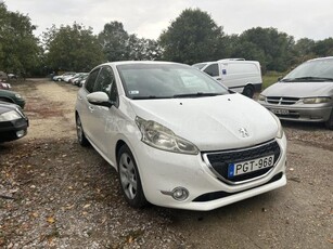 PEUGEOT 208 1.4 HDi Style