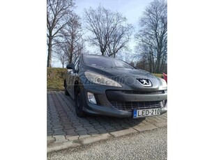 PEUGEOT 308 1.6 HDi Premium Pack