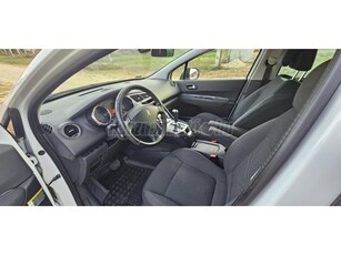 PEUGEOT 5008 1.6 e-HDi Allure 2TR