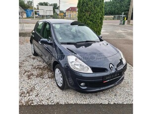 RENAULT CLIO 1.2 16V Authentique