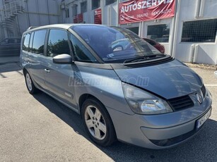 RENAULT ESPACE 2.2 dCi Initiale