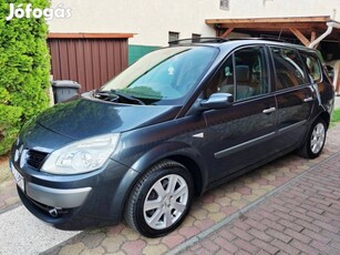 Renault Grand Scenic Benzines Gyári fényezésű full-full extrás eladó!