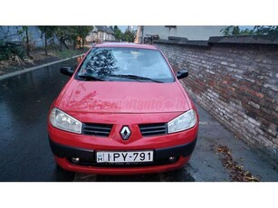 RENAULT MEGANE 1.4 16V Authentique