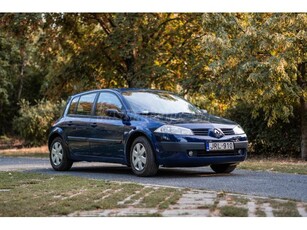 RENAULT MEGANE 1.4 Authentique