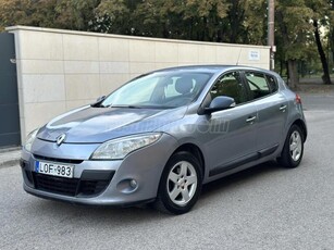 RENAULT MEGANE 1.6 Authentique