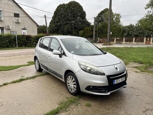 RENAULT SCENIC Grand Scénic 1.5 dCi Dynamique