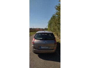 RENAULT SCENIC Grand Scénic 1.5 dCi Dynamique