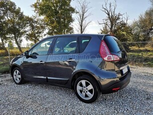 RENAULT SCENIC Grand Scénic 1.6 16V Dynamique Szervizkönyves.Tempomat.Ülésfűtés.Tolatóradar.Digit Klíma