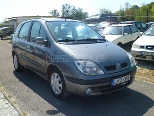 RENAULT SCENIC Scénic 1.6 16V Sportway