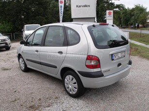 RENAULT SCENIC Scénic 1.9 dCi Authentique