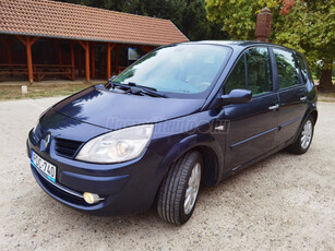 RENAULT SCENIC Scénic 2.0 dCi Monaco