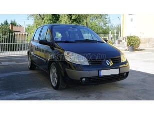 RENAULT SCENIC Scénic 2.0 dCi Privilege DIGIT KLÍMA!