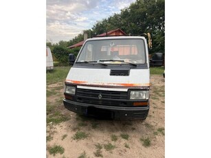 RENAULT TRAFIC 2.5 D 4x4 Dízel