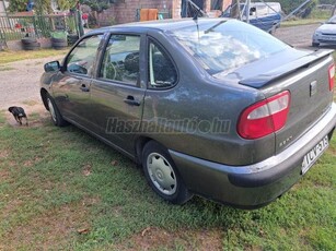 SEAT CORDOBA 1.4 16V Signo