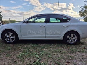 SKODA OCTAVIA 1.5 TSI ACT Style DSG