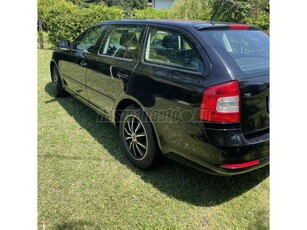 SKODA OCTAVIA 1.6 CR TDI Ambiente DPF DSG