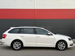 SKODA OCTAVIA Combi 1.6 CR TDI Style DSG Magyar! Nagyszerviz Után! Gyárifényezéssel! CarPlay!