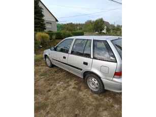 SUZUKI SWIFT 1.0 GLX