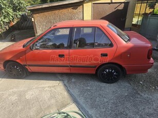 SUZUKI SWIFT Sedan 1.3 GLX