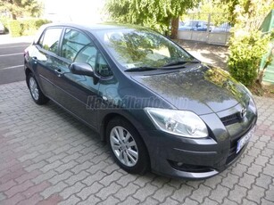 TOYOTA AURIS 1.6 Executive M M