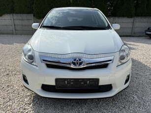 TOYOTA AURIS 1.8 HSD Luna (Automata) 2 KULCS/DIGITKLIMA/SZERVIZKÖNYV/ROZSDAMENTES SZÉP ÁLLAPOT!!