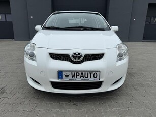 TOYOTA AURIS 2.0 D-4D Luna